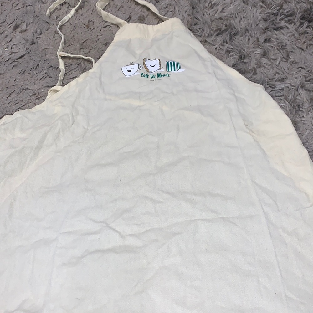 Adorable Cafe Du Monde New Orleans Apron